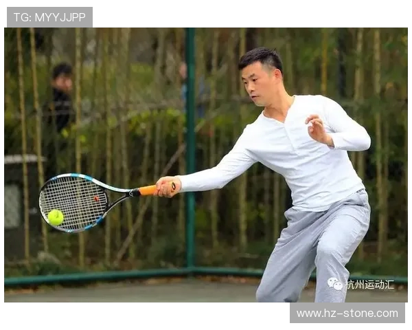 李军专访：从青涩少年到网球高手的成长之路回顾