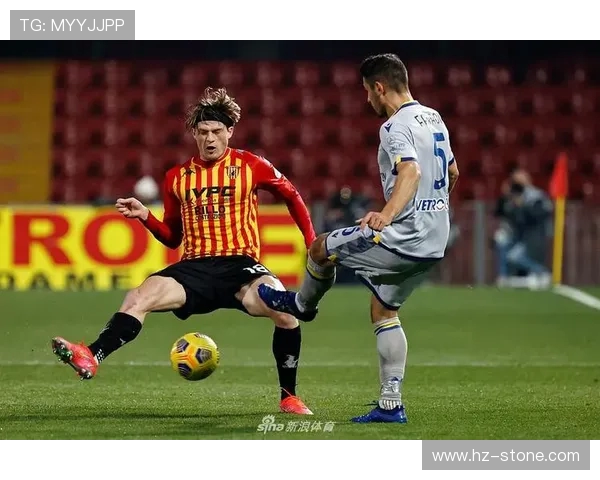 贝内文托与维罗纳比赛因故推迟球迷期待新赛程安排